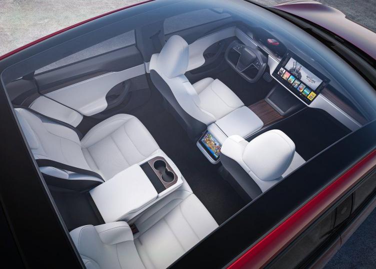 特斯拉Model S Plaid全景天窗