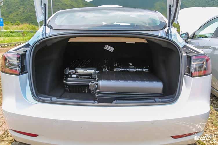性能版之间的较量 对比测试小鹏 P7 /特斯拉 Model 3插图2121