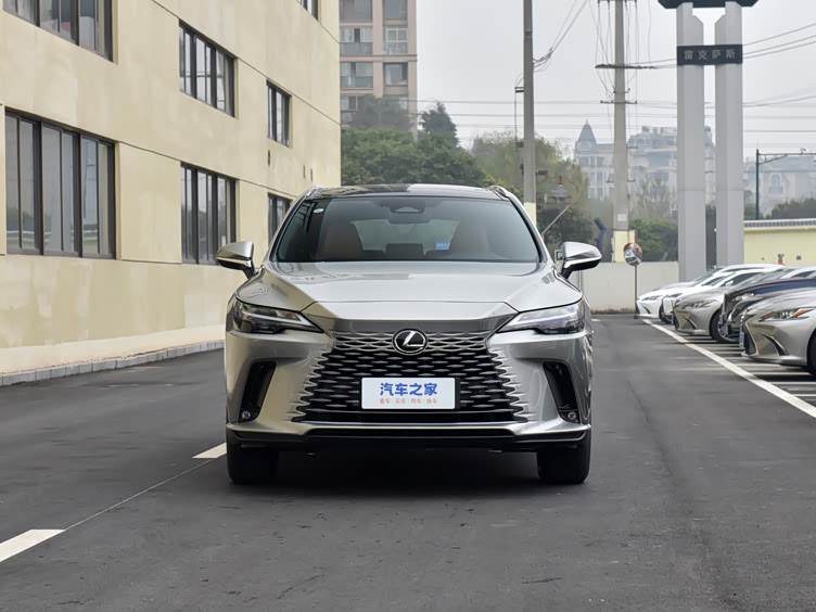 豪华车圣战雷克萨斯rx300对决奔驰glc和雷克萨斯es200