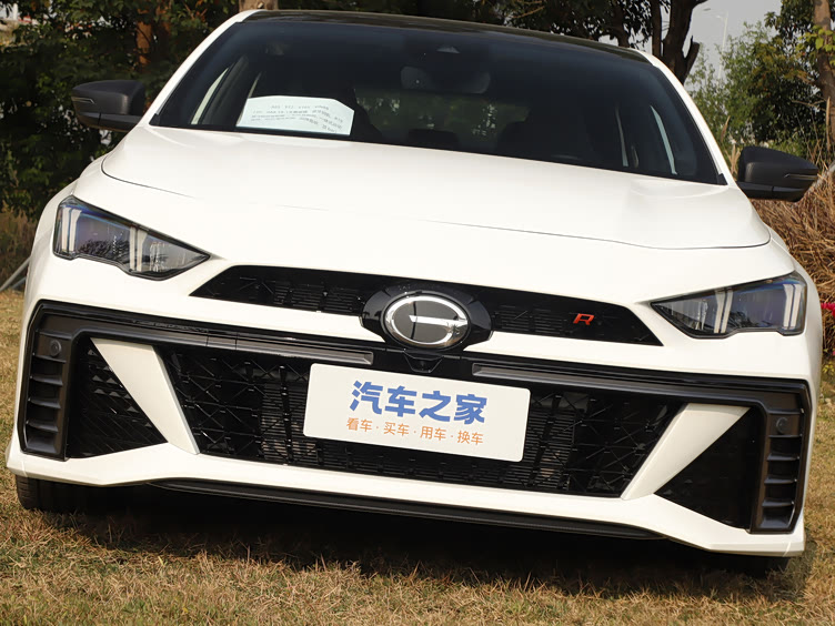 长安univ与传祺影豹r对比解析