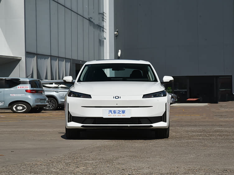 长安启源a05领跑新能源汽车市场的黑马