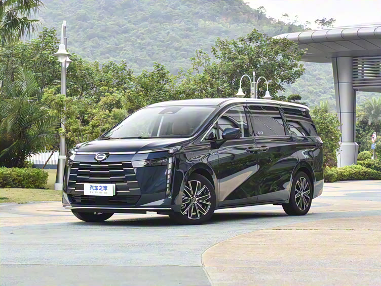 本田奥德赛vs传祺e8豪华驾驶体验对决