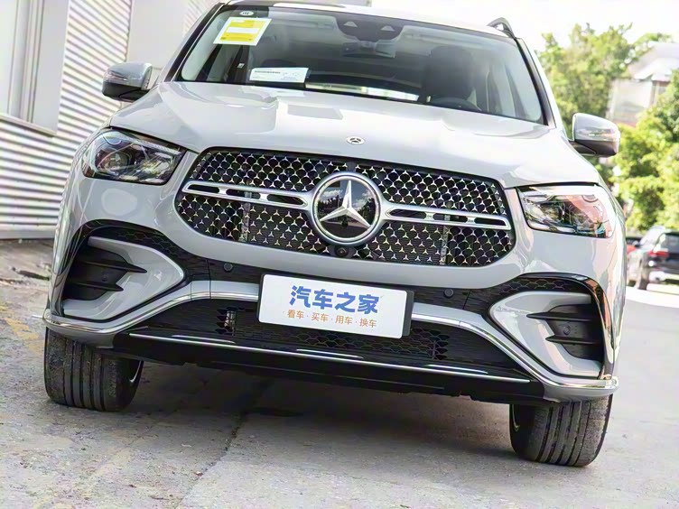 全新奔驰glc豪华suv市场的明星之选