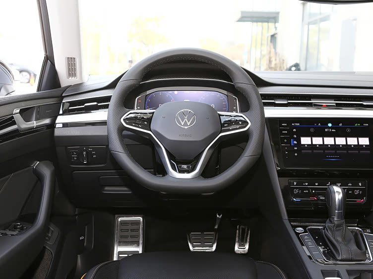 一汽大众cc猎装版德系精品轿车全面解析