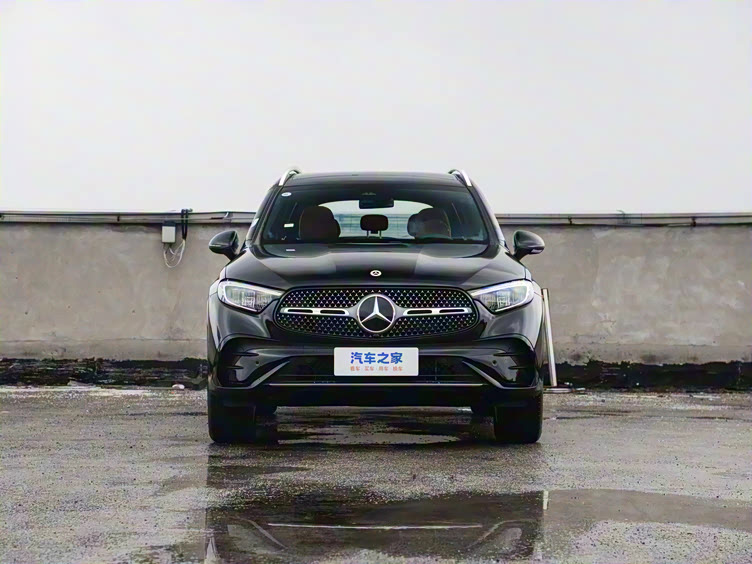 全新奔驰glc与gle对决哪款是豪华suv之王