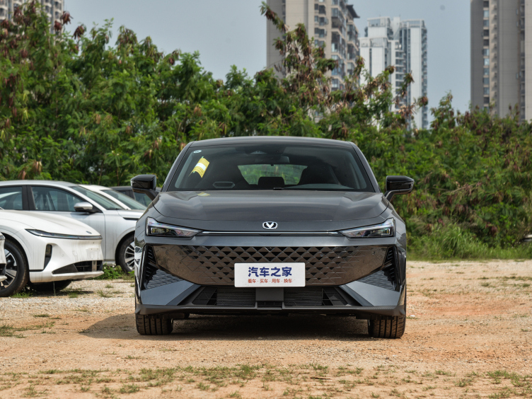 长安uni-v:十万元运动轿车市场的新宠_车家号_发现车生活_汽车之家