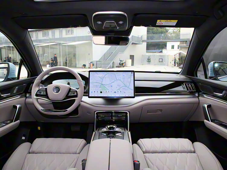 售1798万元起比亚迪唐dmi荣耀版上市内外设计更新车机升级