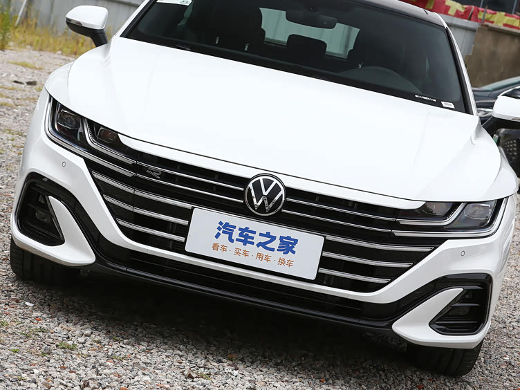 一汽大众cc德系轿跑的外观与动力魅力