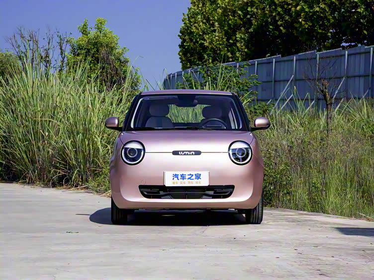 长安lumin与宏光miniev对比安全与动力的选择