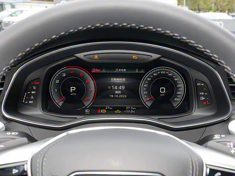 奥迪a6l奔驰c级在智能化配置方面,奔驰e级同样处于领先地位.