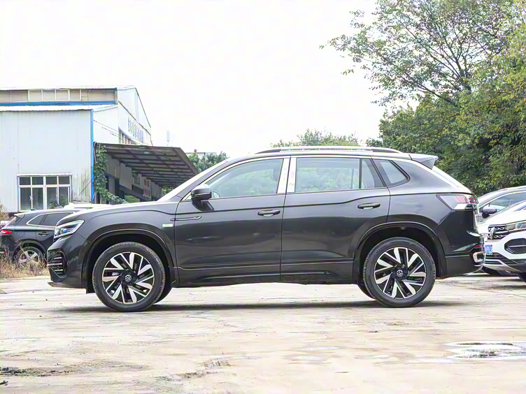 全新探岳:中型suv市场中的时尚选择_车家号_发现车生活_汽车之家