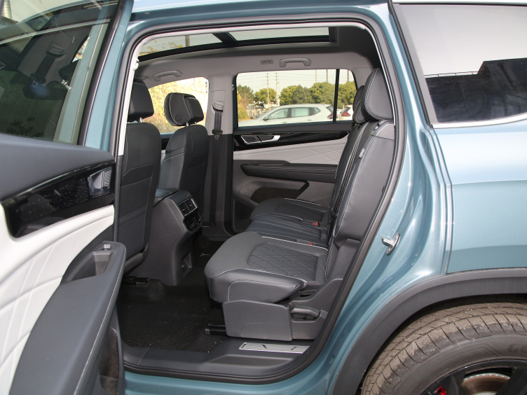 大众途昂宽敞空间与动力的完美结合