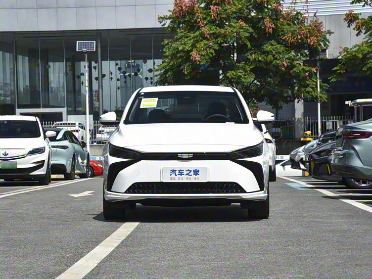 吉利几何a对决秦plusdm-i:新能源家轿之争_车家号_发现车生活_汽车之