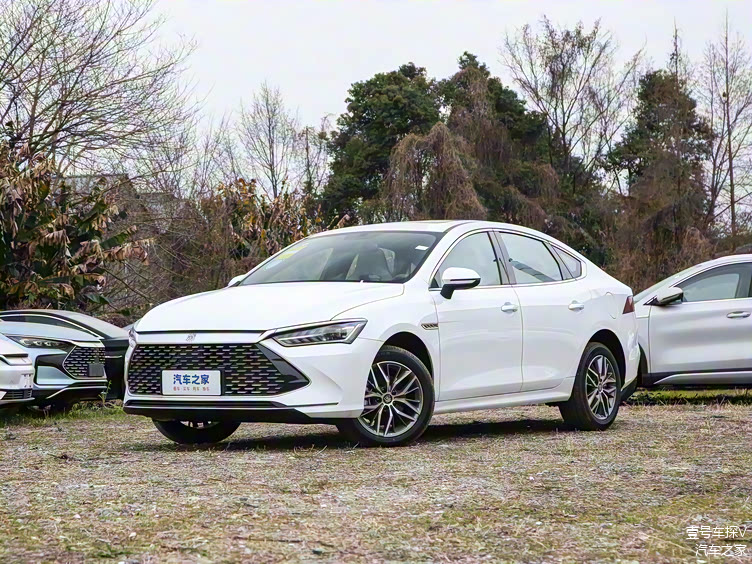 比亚迪秦plus下本了新车直降2万手握8万你还会选合资轿车吗