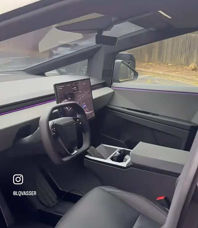 特斯拉cybertruck内饰曝光将简约风进行到底