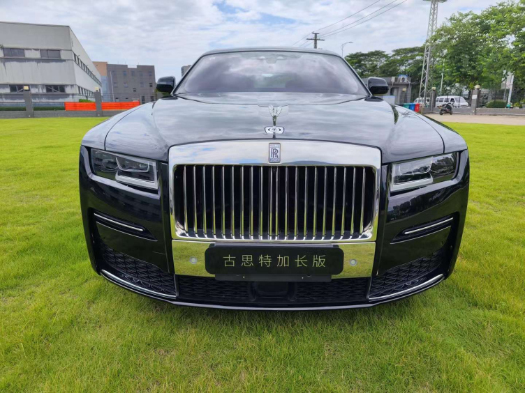劳斯莱斯古思特加长现车高级配色