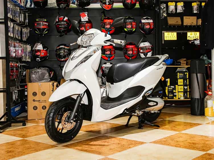 摩托销量排行榜_盘点国内前三季度燃油摩托车销量...(2)