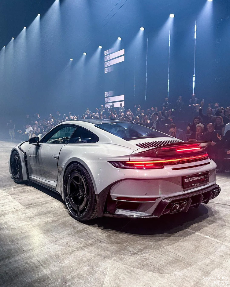 67火箭宽体保时捷911串台巴博斯之夜上无一不是性能炸裂的猛兽