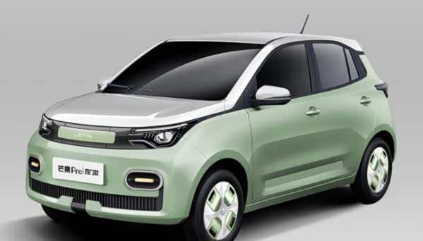 适合老年人开的迷你汽车不仅方便小巧而且省钱