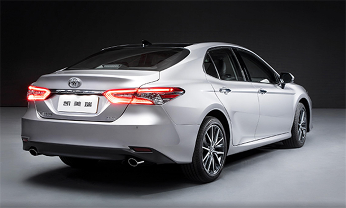 优惠接近4万的丰田凯美瑞销量起起伏伏这在以前难以想象