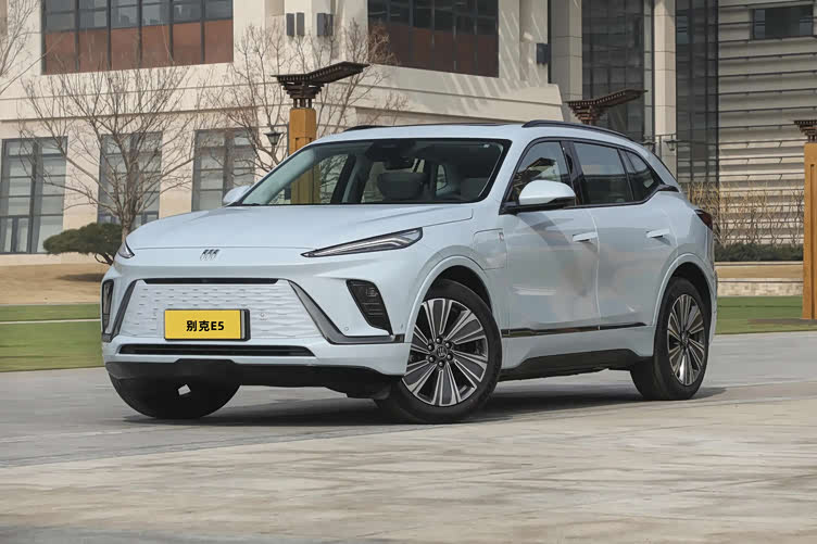 上汽通用汽车8月份新能源车型交付新车8017台同比增长555