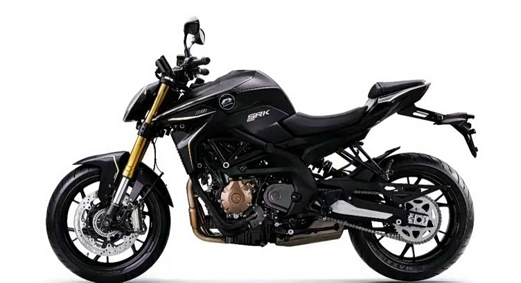 2023款qjmotor追600上市售价暴降价4000元主打高端大排机车