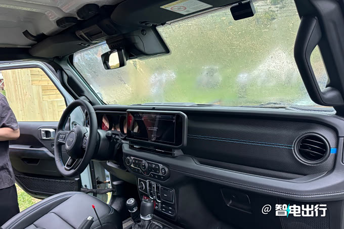 jeep官宣:新牧马人售50.99万起,支持外放电,内饰喜欢吗?