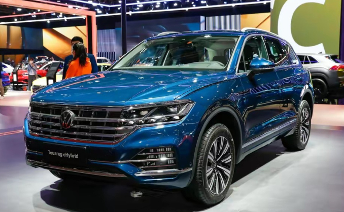 途锐插电混动版重23吨比肩x5双独悬57s破百油耗仅36l