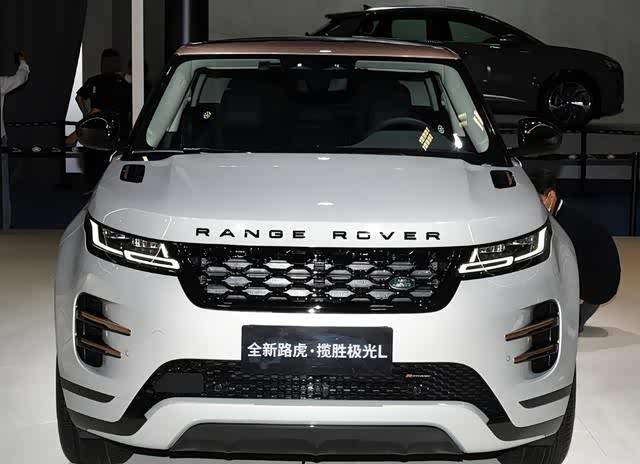 奇瑞捷豹路虎揽胜极光发动机:2.0t249马力l4.变速箱.:9挡手自一体.