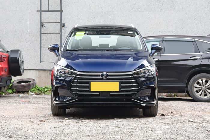 比亚迪宋max dm-i:售14.78万起,提供6座/7座,值不值得购买?