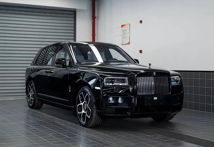 23款劳斯莱斯库里南bb版现车外观钻石黑