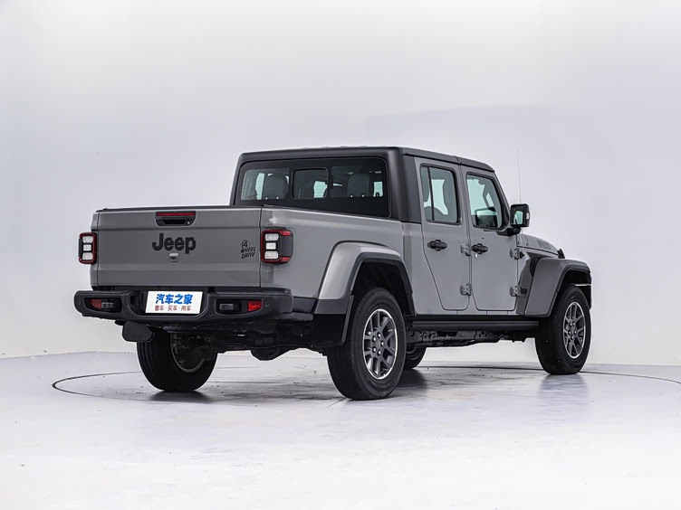 6l发动机 jeep新款角斗士上市 44.