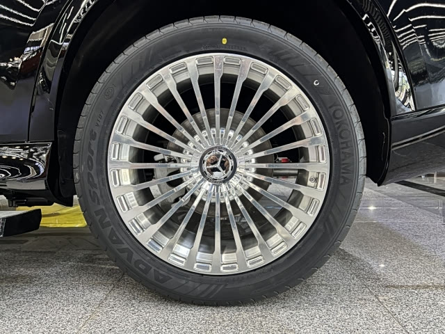 奔驰gls450升级迈巴赫gls600现车有多细节124万随时可提