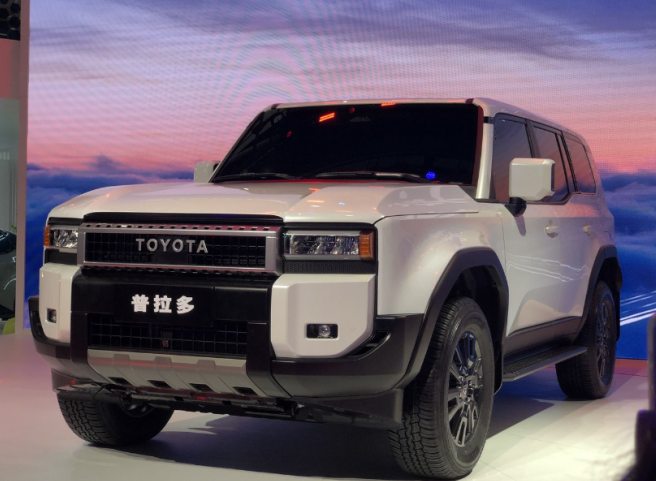 正式登场一汽丰田普拉多月产3000台24t8at组合或40万起售