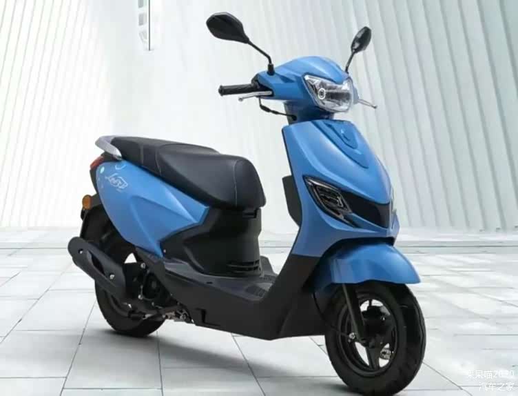 2023款铃木lets小海豚上市售价7580元起小巧圆润踏板新选择