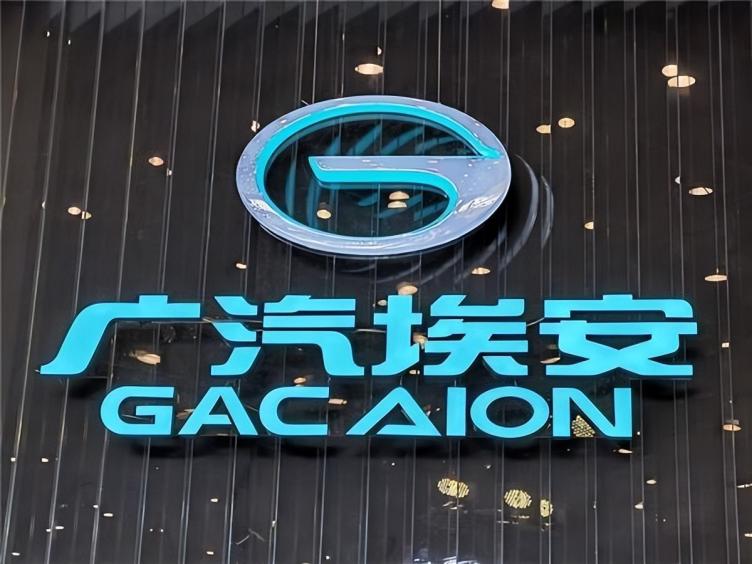紧凑suv销量排行榜_2023年1-7月SUV销量排行:宋PLUS遗憾丢冠,荣放第九,H6、CRV...