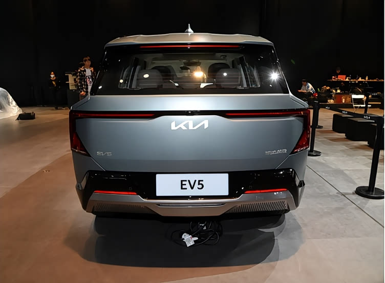 起亚ev5纯电动紧凑型suv的全新力作
