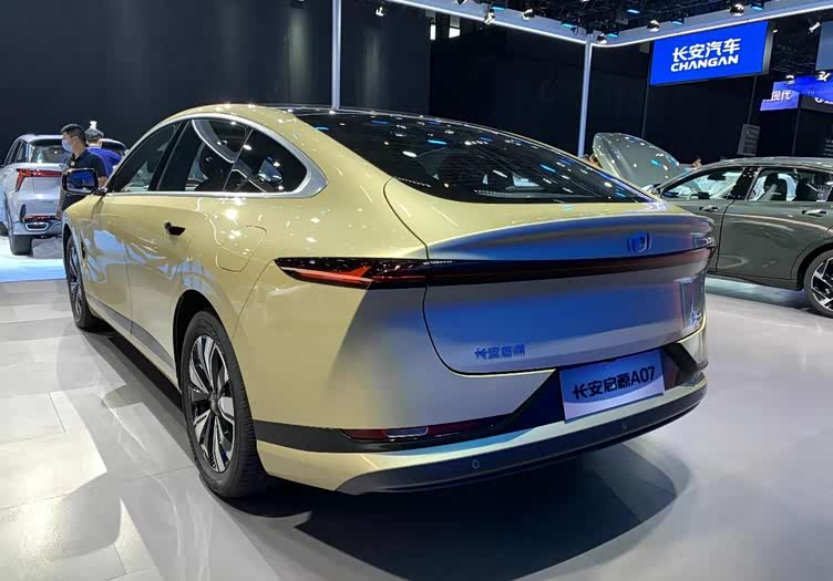 这款车很"新能源" 长安启源a07亮相成都车展_车家号_发现车生活_汽车