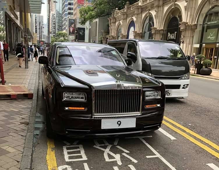 杨受成的座驾,车牌号1300万,东山再起后不坐奔驰车_车家号_发现车生活