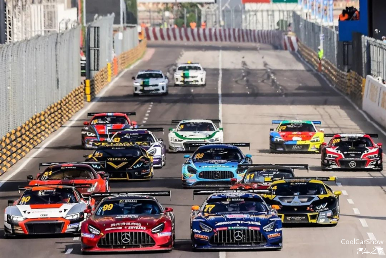 AMG GT2赛车上线，707马力V8引擎实测比Black Series还要强？_车家号_发现车生活_汽车之家