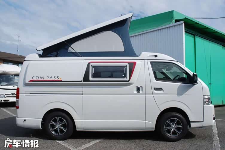 丰田海狮升顶房车,配2.7升动力带四驱,内部如何实现6座6卧?