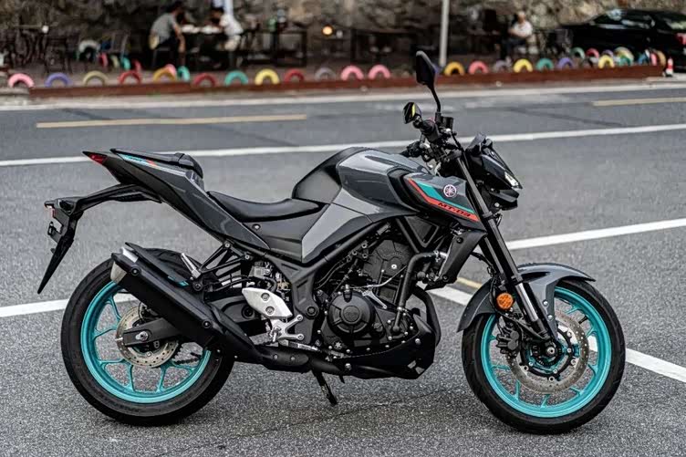 24800元,雅马哈mt03价格又跌了,现在真是一天一个价!