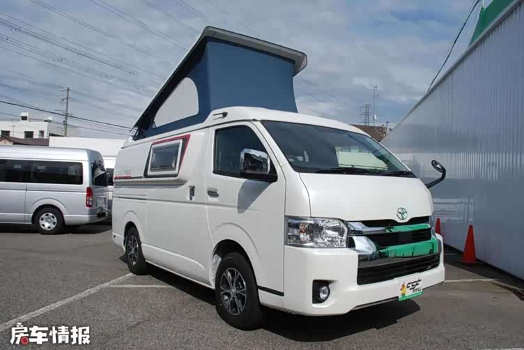 丰田海狮升顶房车,配2.7升动力带四驱,内部如何实现6座6卧?