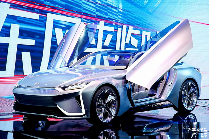2018北京车展上的东风e.π概念车