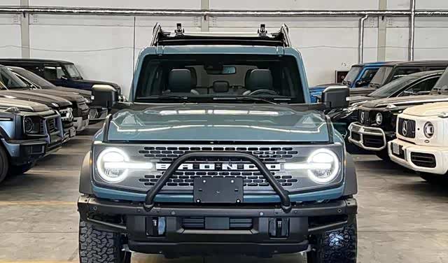 福特bronco实车到港平行进口售价70万网友不如加钱买路虎