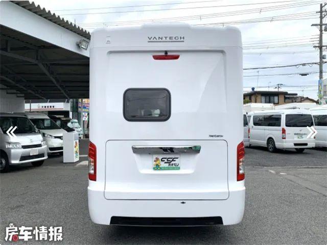 少見的日產nv350房車長度不到5米開著靈活佈局巧妙還有三張床