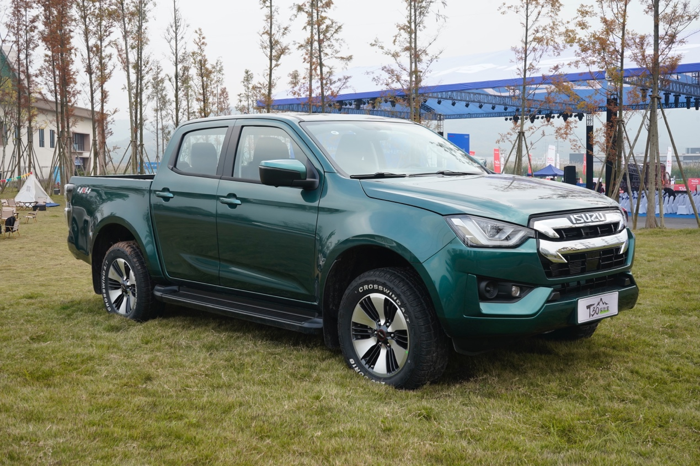 不到12万元的大排量皮卡,庆铃五十铃t30探险家性能如何?