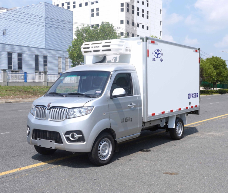 28米华晨金杯t30冷藏车配置介绍