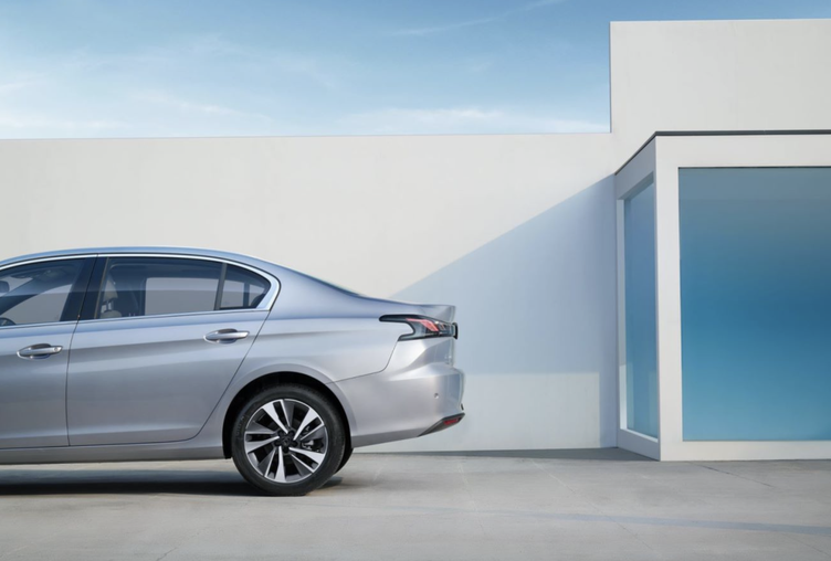 一身名牌,东风标致新408龘龘款上市_车家号_发现车生活_汽车之家