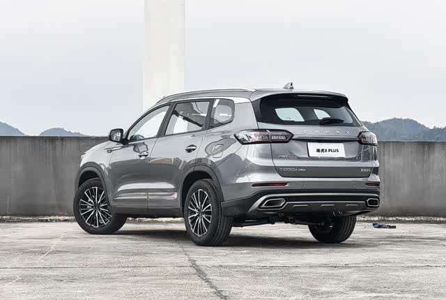 奇瑞瑞虎8plus冠军版豪悦版上市57座中型suv售1269万元起
